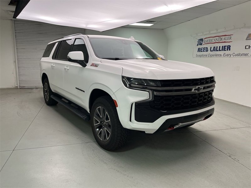 Certified 2022 Chevrolet Suburban Z71 w/ Luxury Package image 1
