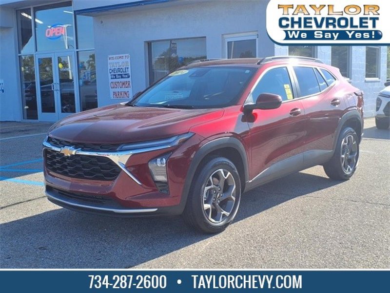 Certified 2024 Chevrolet Trax LT w/ LT Convenience Package image 1
