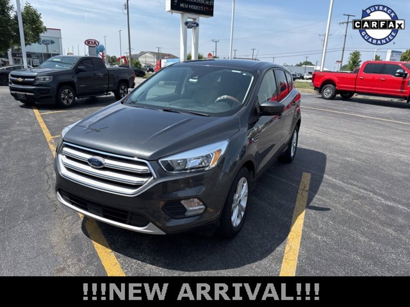 Used 2019 Ford Escape SE image 1