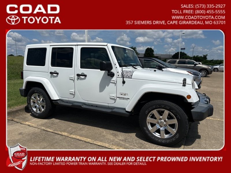 Used 2017 Jeep Wrangler Unlimited Sahara w/ Connectivity Group image 1