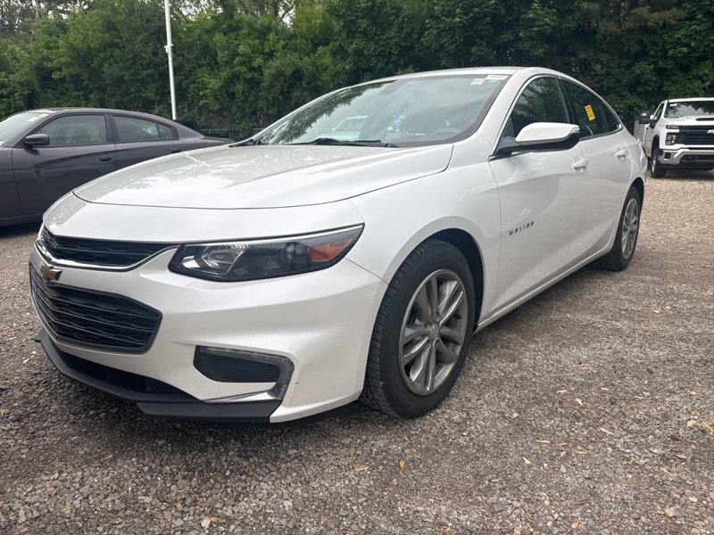 Used 2016 Chevrolet Malibu LT image 1