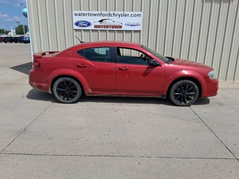 Used 2014 Dodge Avenger SE w/ Blacktop Package image 1