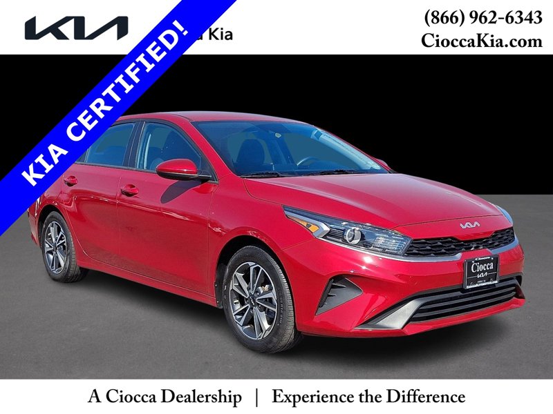 Certified 2023 Kia Forte LXS image 1