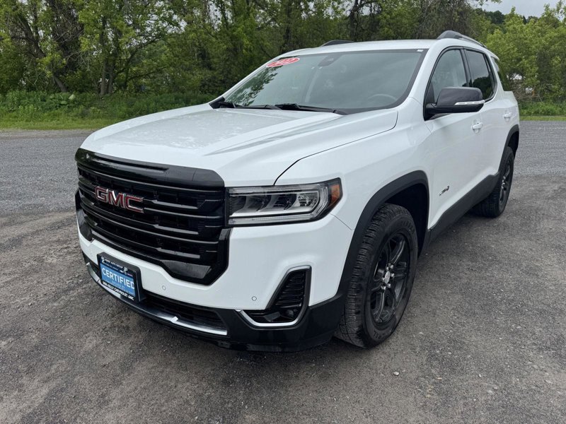 Certified 2022 GMC Acadia AT4 image 1