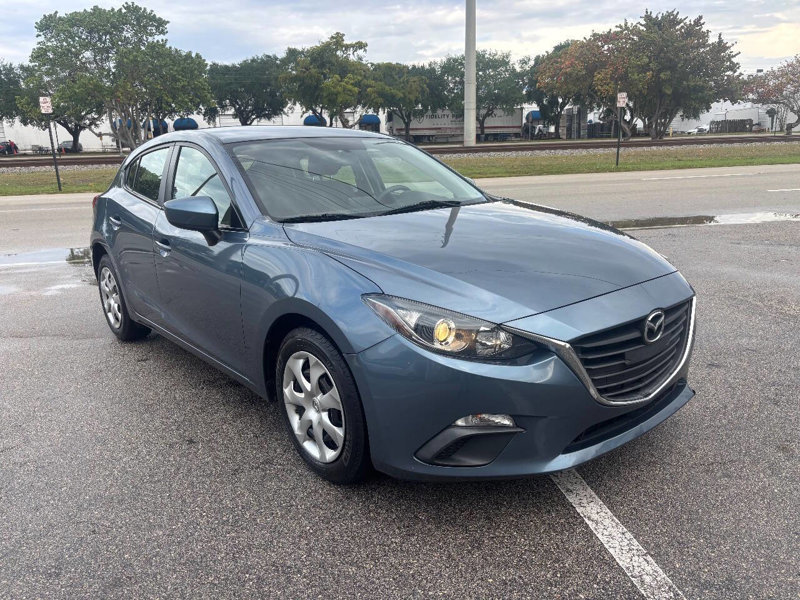 Used 2016 MAZDA MAZDA3 i Sport image 1