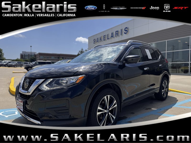 Used 2020 Nissan Rogue SV w/ Premium Package image 1