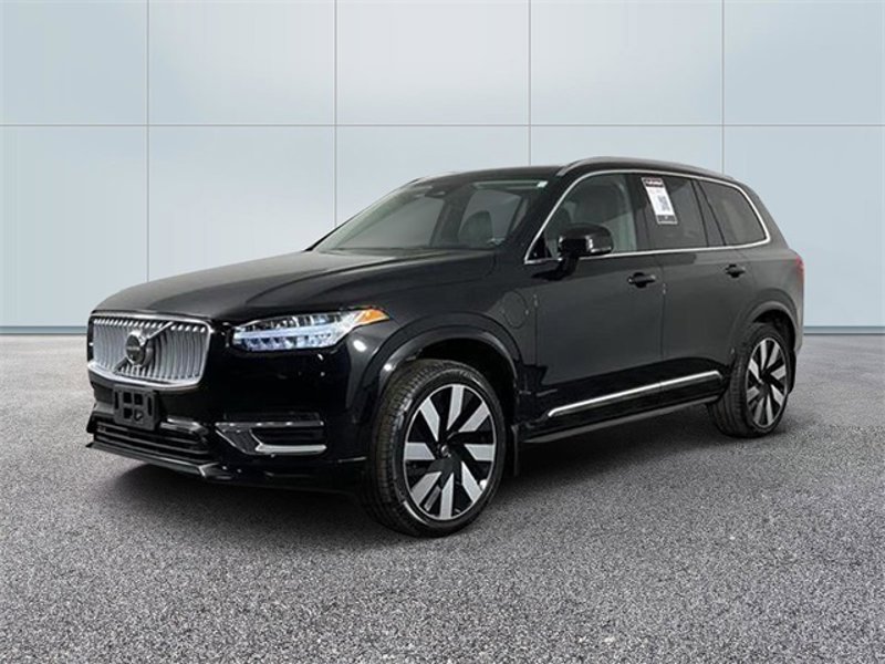 Certified 2025 Volvo XC90 T8 Ultra w/ Protection Package Premier image 1