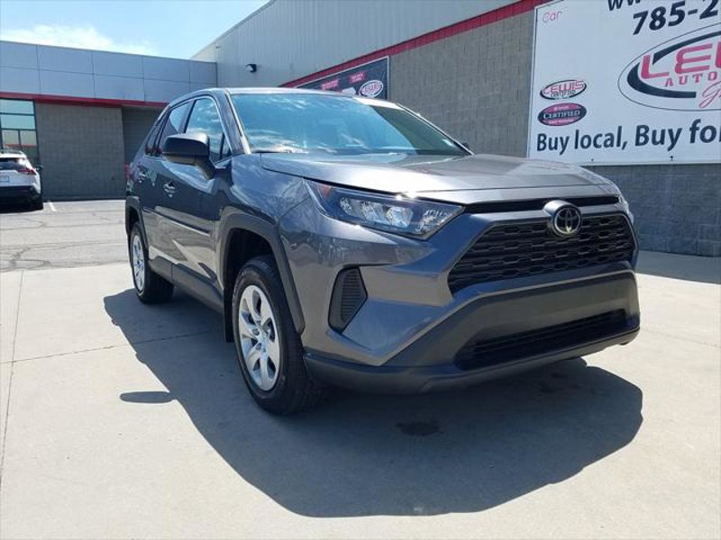 Certified 2022 Toyota RAV4 LE image 1