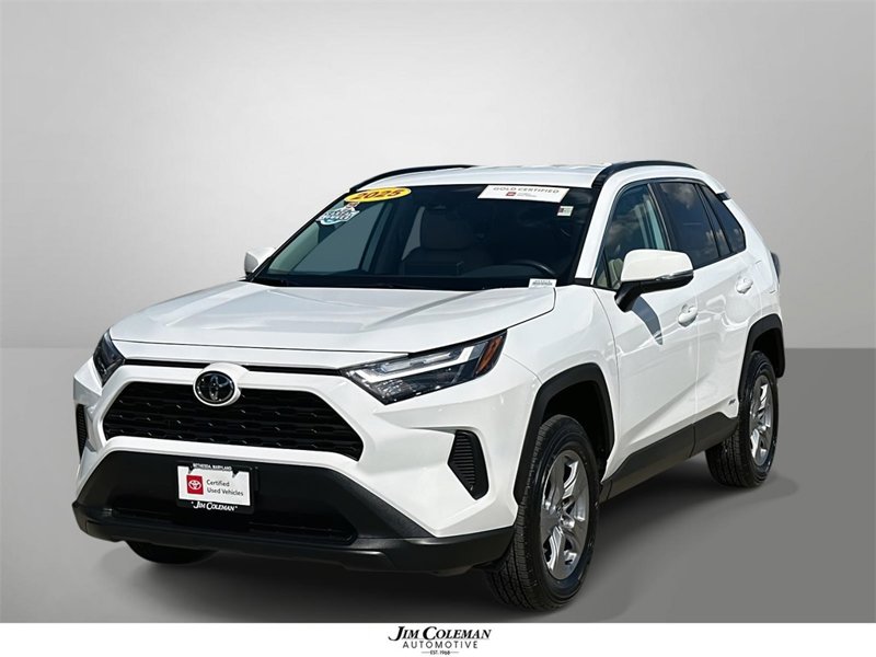 Certified 2025 Toyota RAV4 XLE image 1