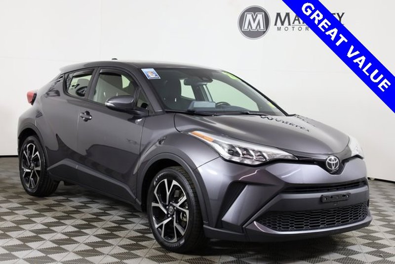 Used 2021 Toyota C-HR XLE image 1