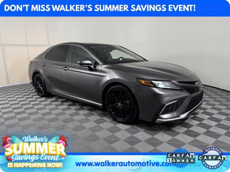 Certified 2022 Toyota Camry XSE image 1