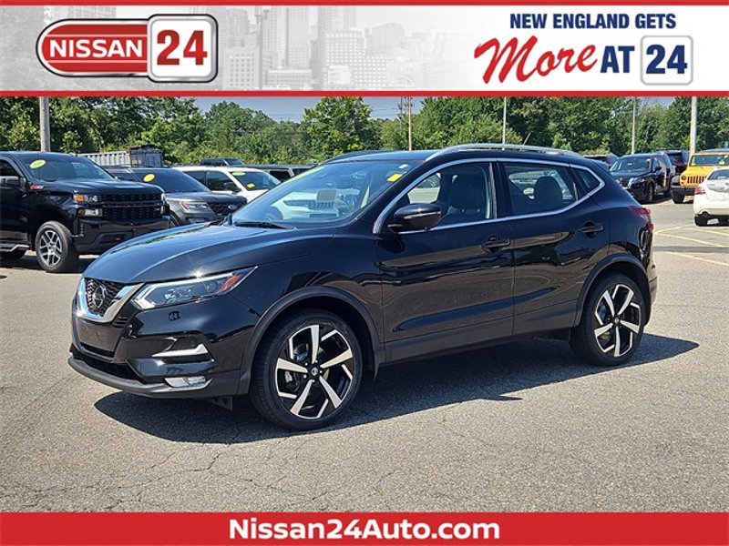 Certified 2022 Nissan Rogue Sport SL image 1