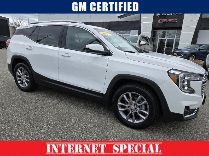Certified 2022 GMC Terrain SLT w/ Infotainment Package II image 1