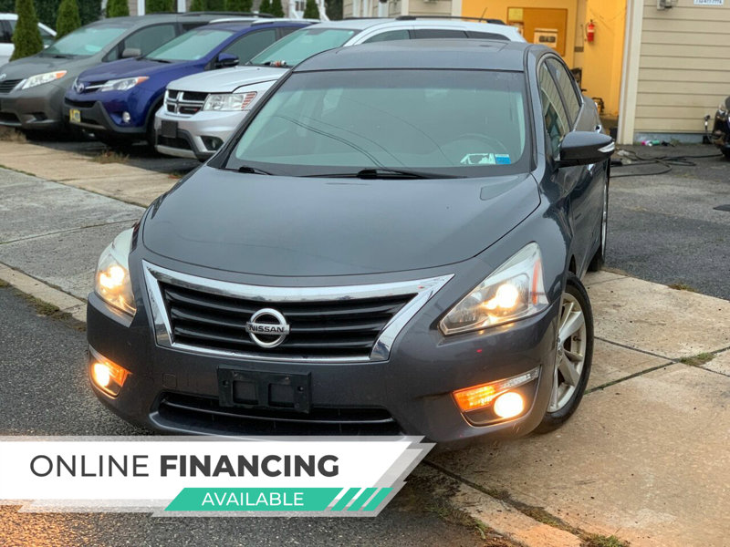 Used 2013 Nissan Altima 2.5 SL w/ Technology Pkg image 1