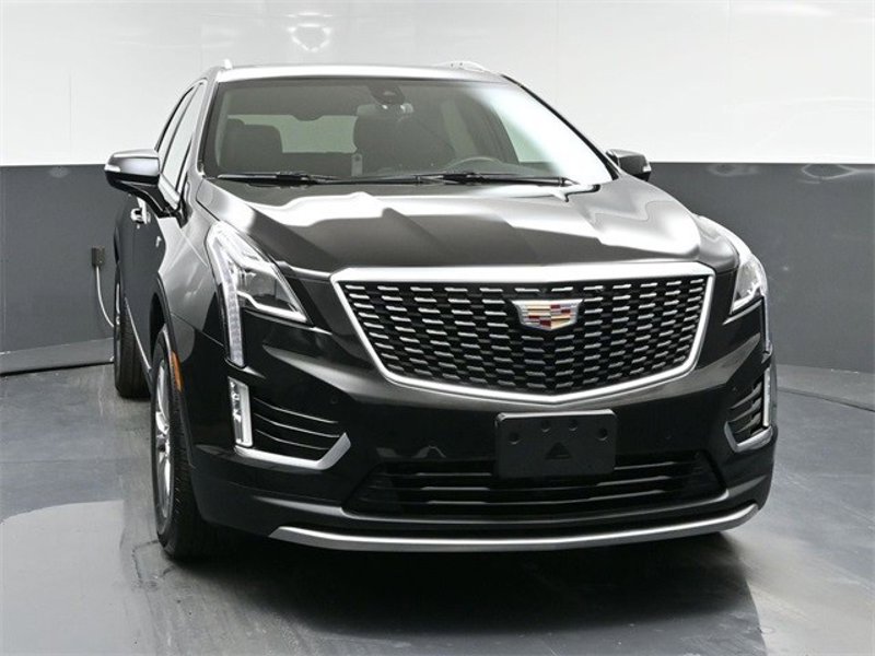 Certified 2022 Cadillac XT5 Premium Luxury image 1