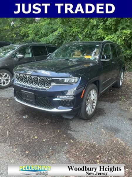 Certified 2023 Jeep Grand Cherokee Summit w/ Luxury Tech Group V image 1