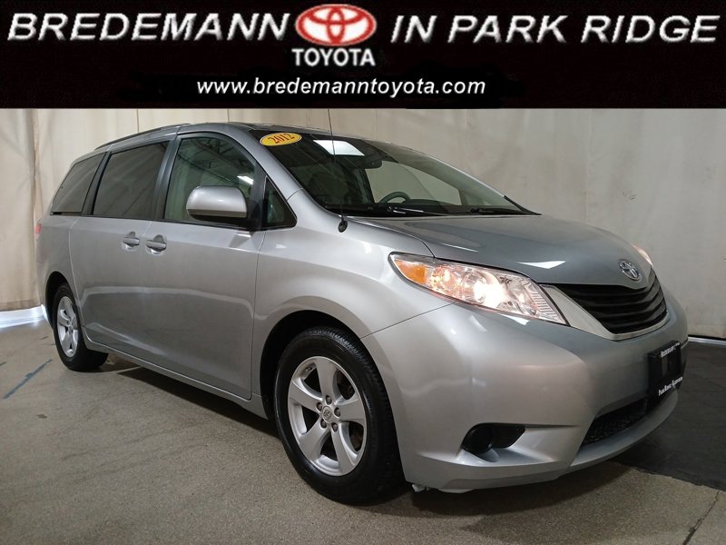 Used 2012 Toyota Sienna LE image 1