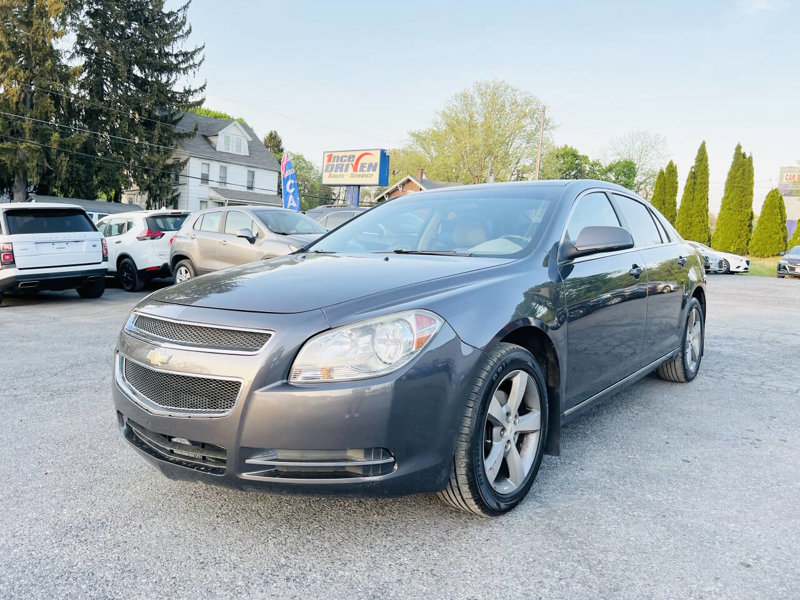 Used 2011 Chevrolet Malibu LT image 1