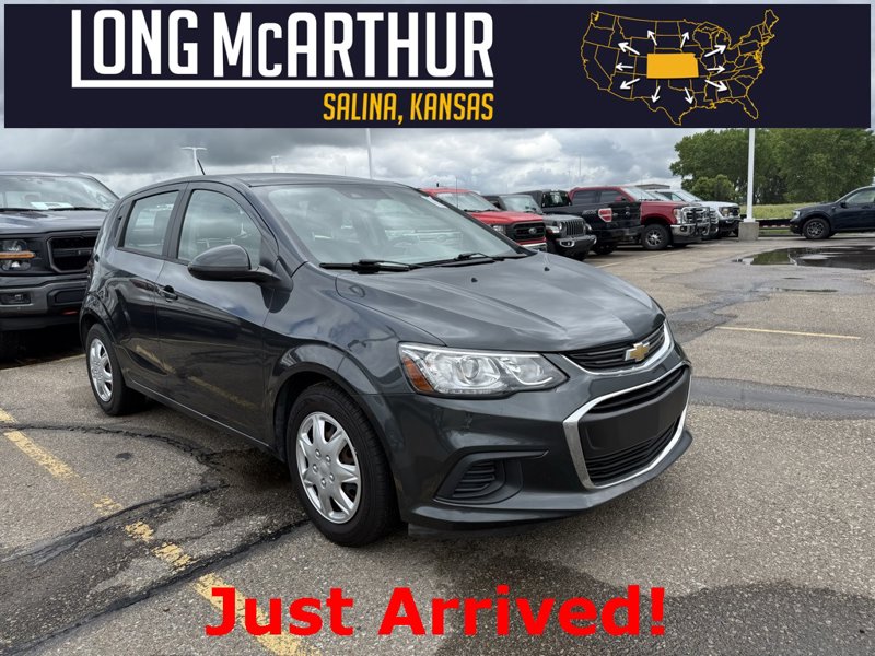 Used 2020 Chevrolet Sonic LT image 1