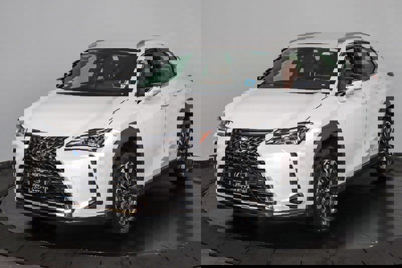 Certified 2020 Lexus UX 250h image 1