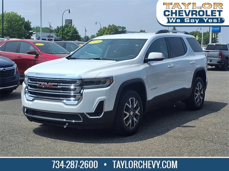 Certified 2023 GMC Acadia SLE w/ Driver Convenience Package image 1