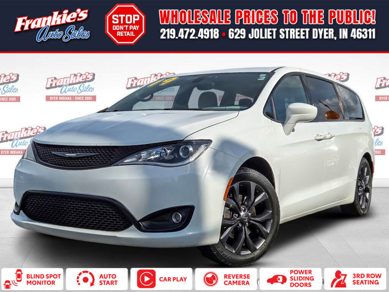 Used 2019 Chrysler Pacifica Touring Plus w/ S Appearance Package image 1