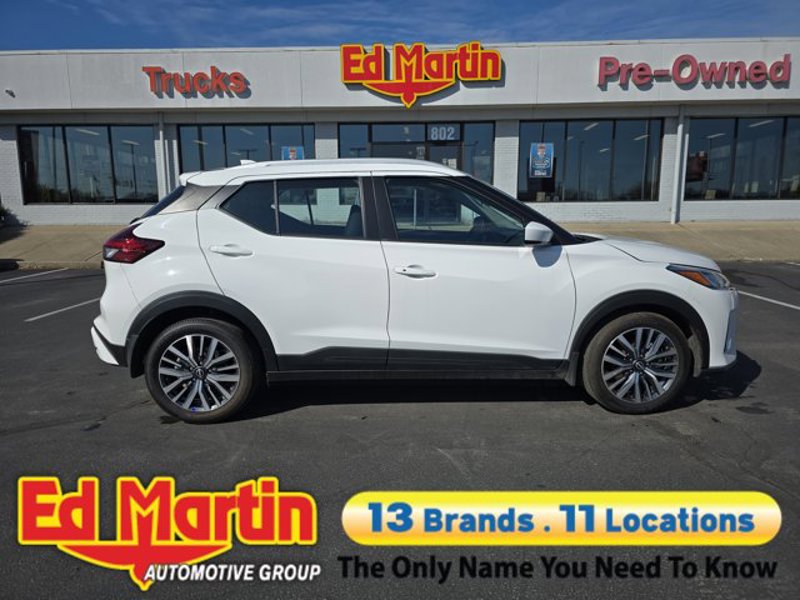 Certified 2024 Nissan Kicks SV image 1