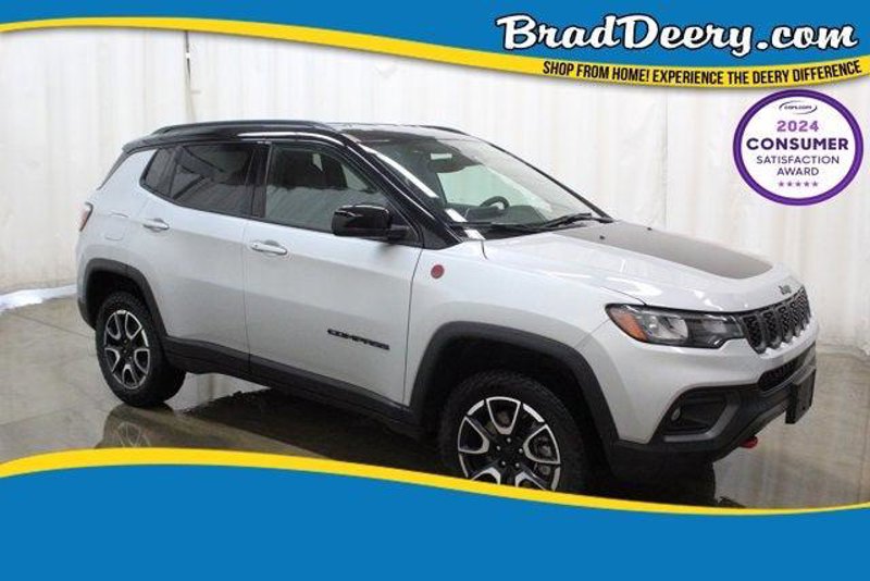 Certified 2024 Jeep Compass Trailhawk image 1