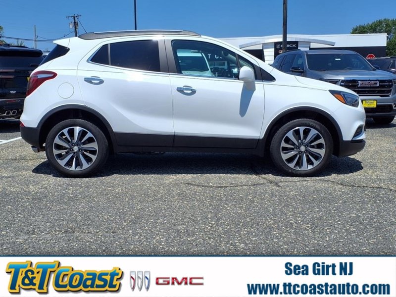Certified 2022 Buick Encore Preferred w/ Safety Package image 1