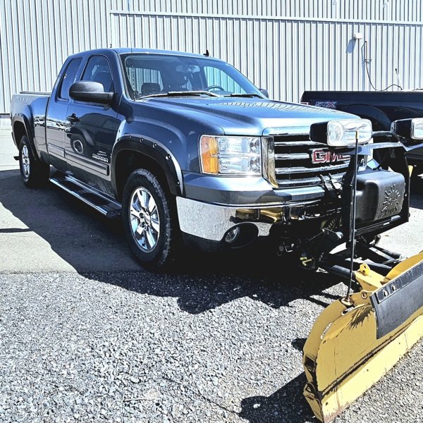 Used 2013 GMC Sierra 1500 SLE w/ Power Tech Package image 1