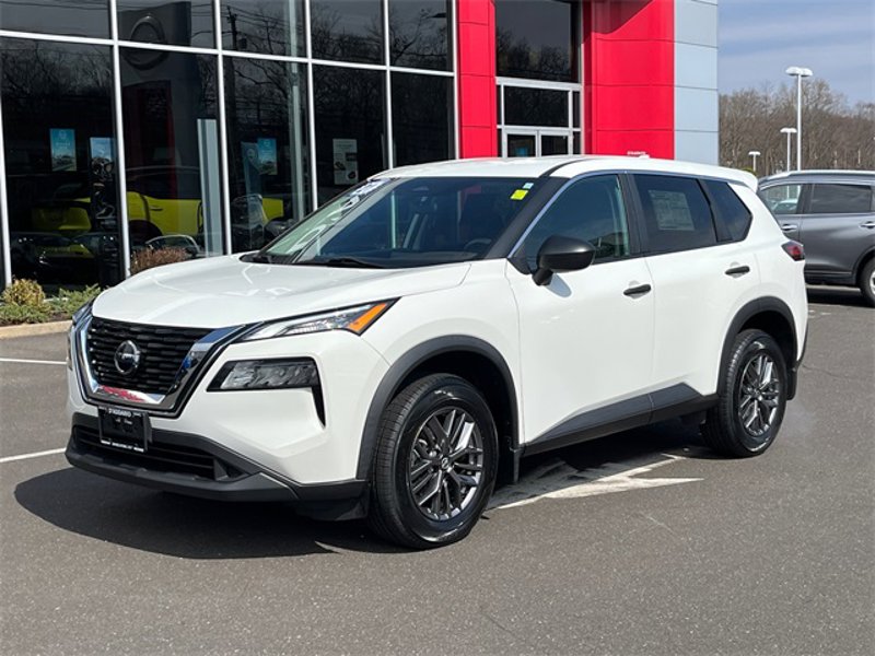 Certified 2021 Nissan Rogue S image 1