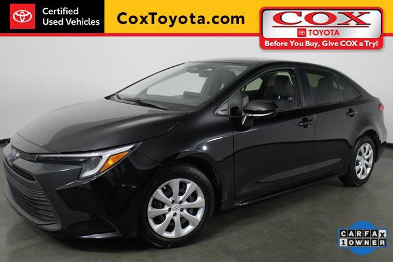 Certified 2024 Toyota Corolla LE image 1