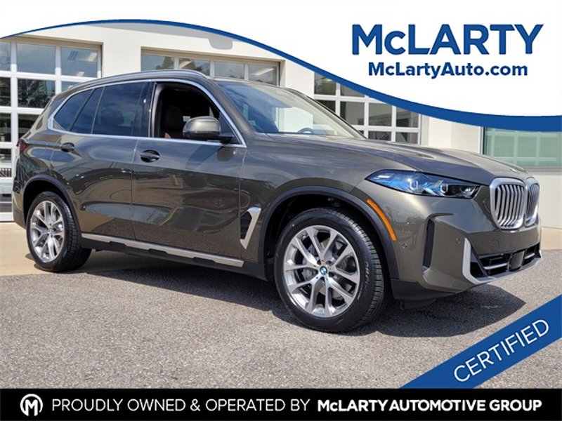 Certified 2024 BMW X5 sDrive40i w/ Premium Package image 1