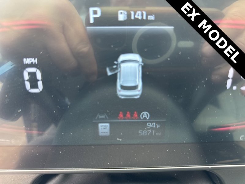 Certified 2025 Kia Sportage EX image 1
