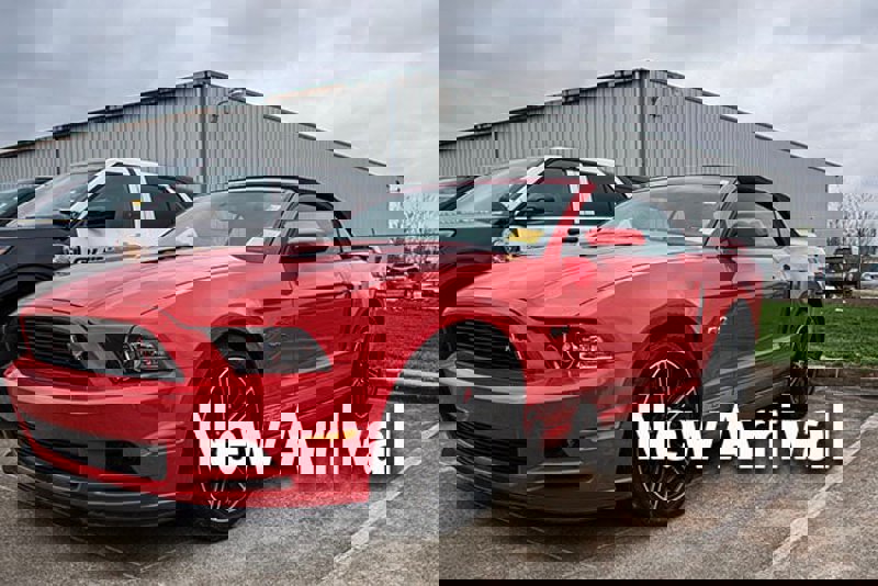 Used 2013 Ford Mustang GT Premium image 1