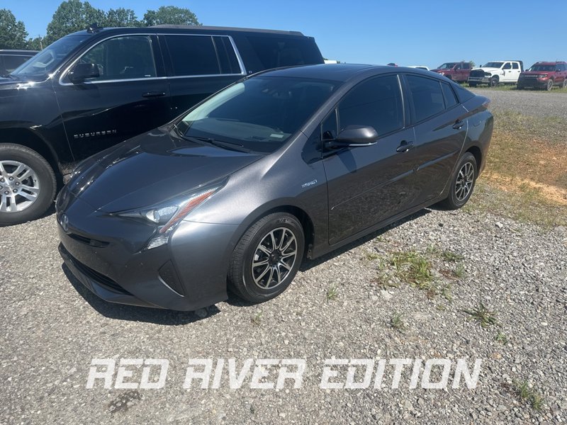 Used 2018 Toyota Prius Four image 1