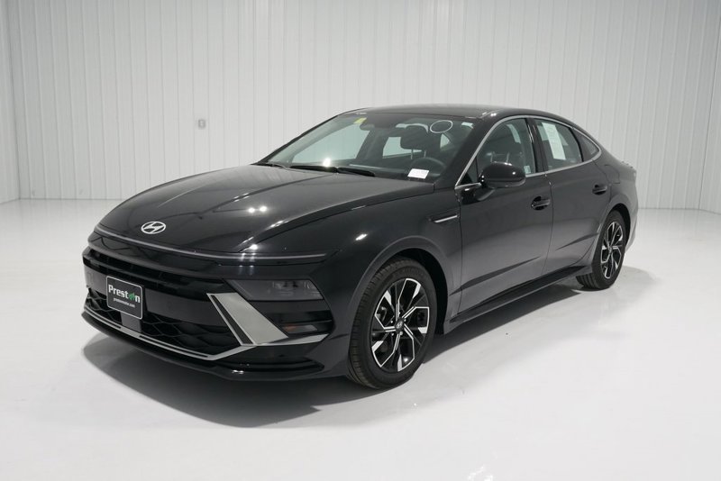 Certified 2024 Hyundai Sonata SEL image 1