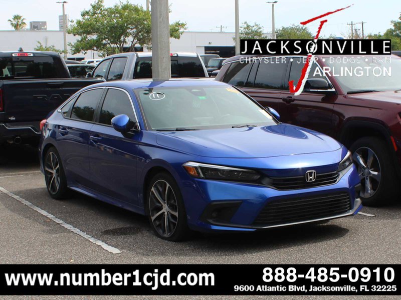 Used 2023 Honda Civic Touring image 1