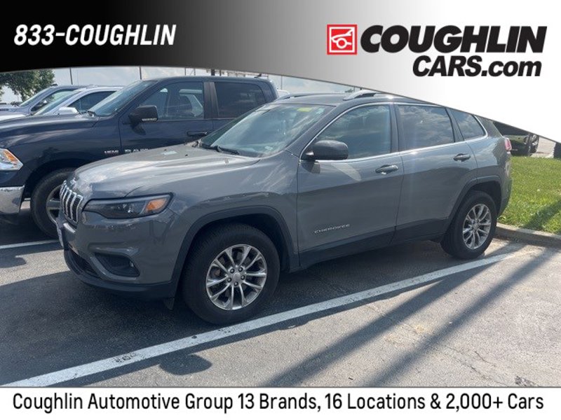 Used 2019 Jeep Cherokee Latitude Plus w/ Cold Weather Group image 1