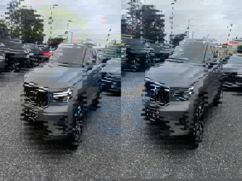 Certified 2023 Volvo XC40 B4 Plus w/ Driver Assist Package image 1
