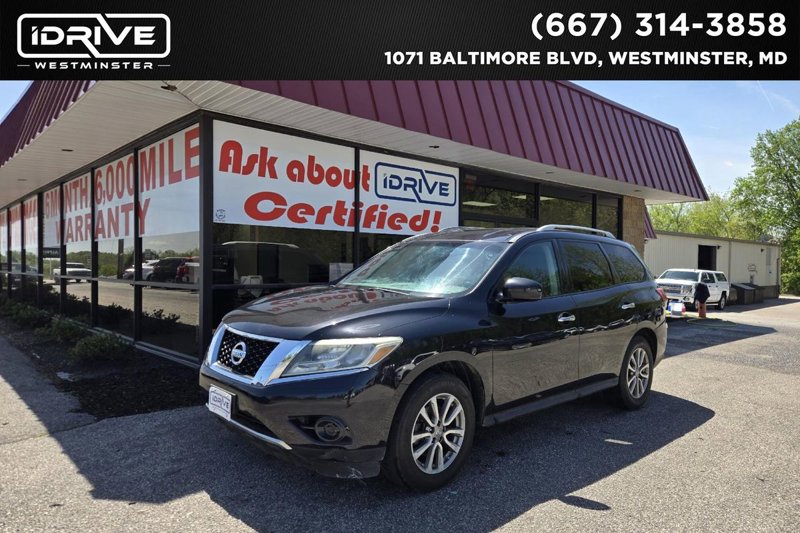Used 2016 Nissan Pathfinder S image 1