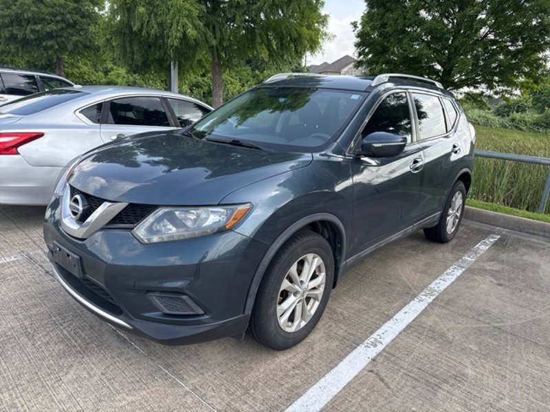 Used 2014 Nissan Rogue SV image 1