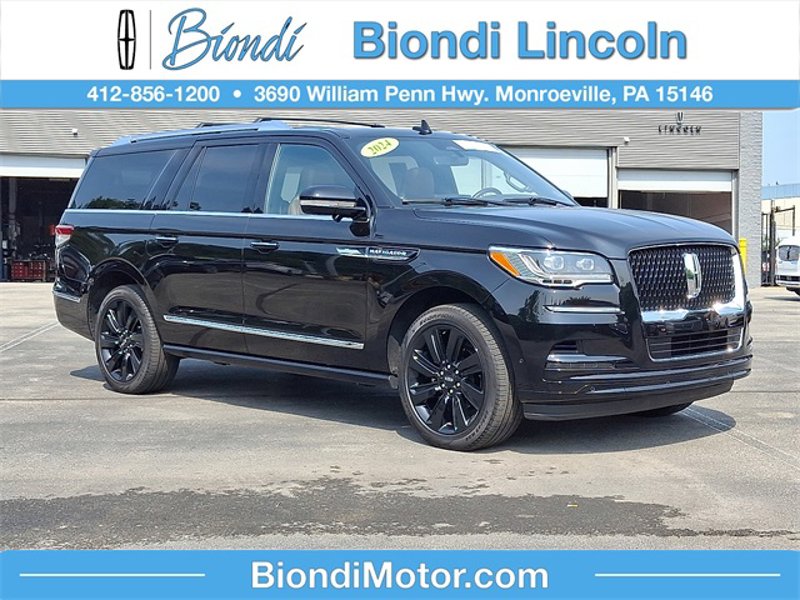 Certified 2024 Lincoln Navigator L Reserve image 1