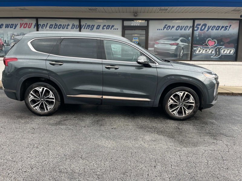 Used 2020 Hyundai Santa Fe Limited image 1