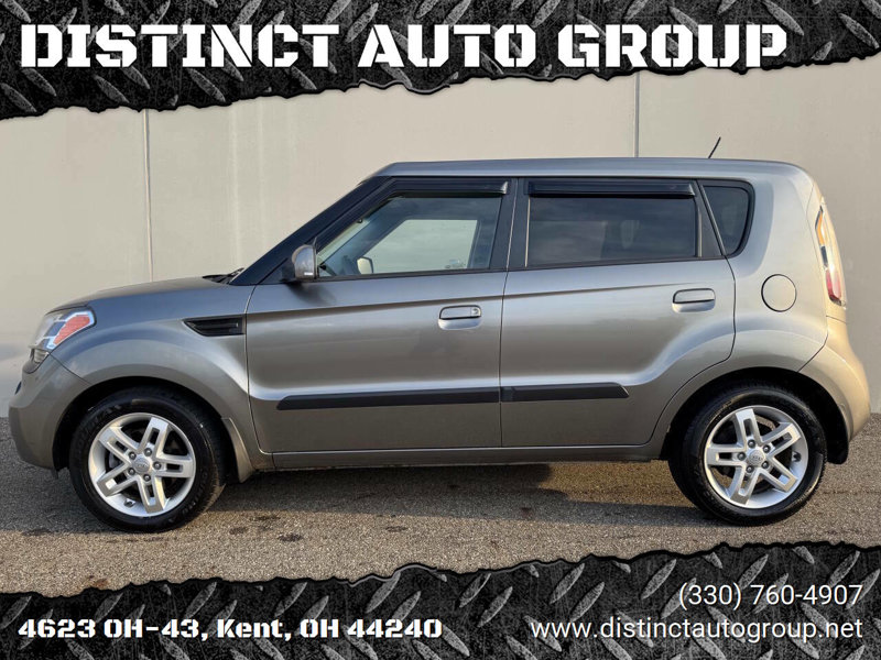 Used 2010 Kia Soul + w/ Audio Pkg image 1