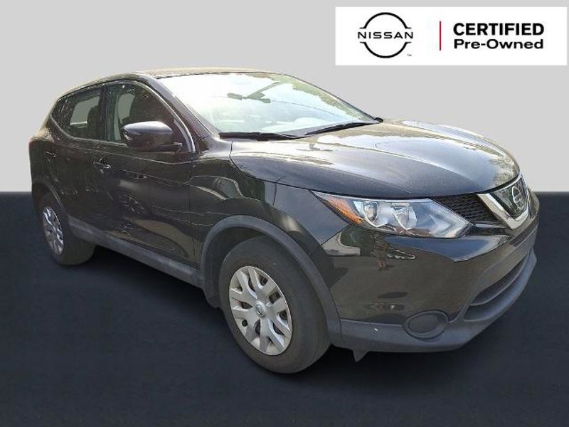 Certified 2019 Nissan Rogue Sport S image 1