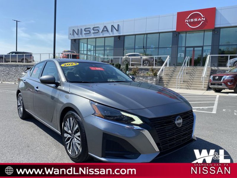 Certified 2023 Nissan Altima 2.5 SV image 1