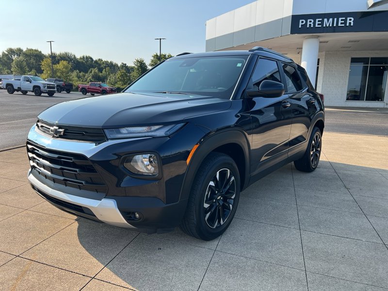 Certified 2021 Chevrolet TrailBlazer LT w/ Premium Seating Package image 1