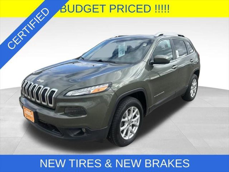 Certified 2018 Jeep Cherokee Latitude w/ Cold Weather Group image 1