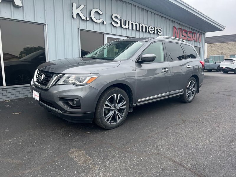 Certified 2019 Nissan Pathfinder Platinum image 1